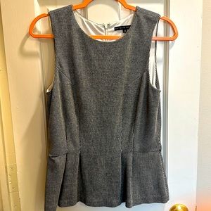 Antonio Melani black white small zip up pleated lined peplum top flattering